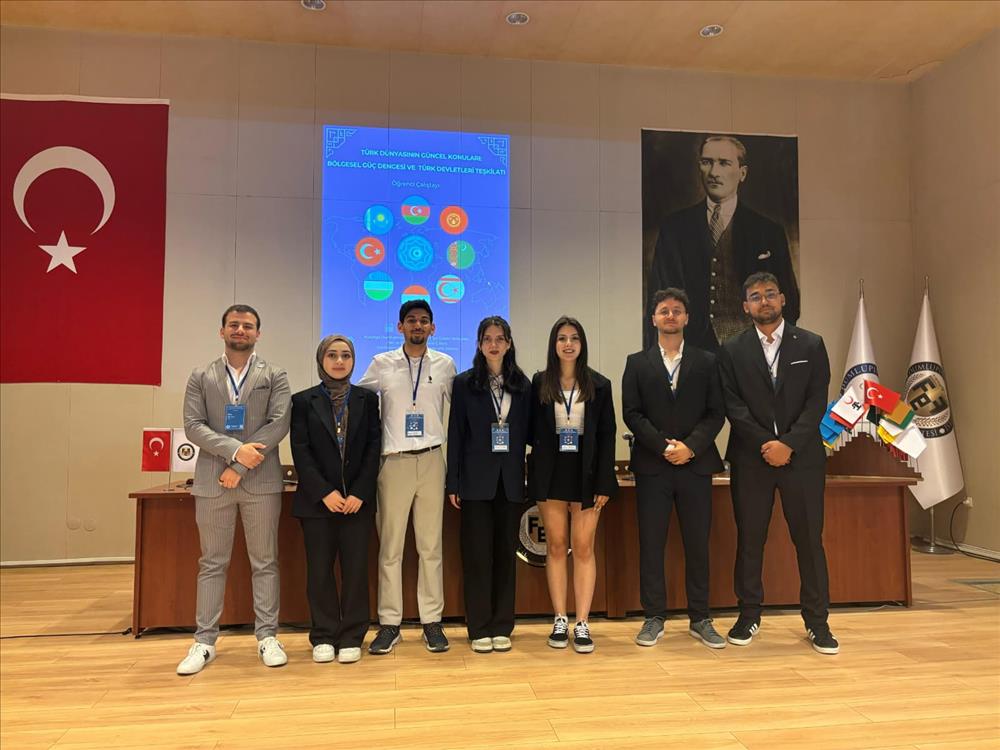 Türk Dünyasının Güncel Konuları Çalıştayında Yalova Üniversitesi Öğrencilerinden Akademik Katkı