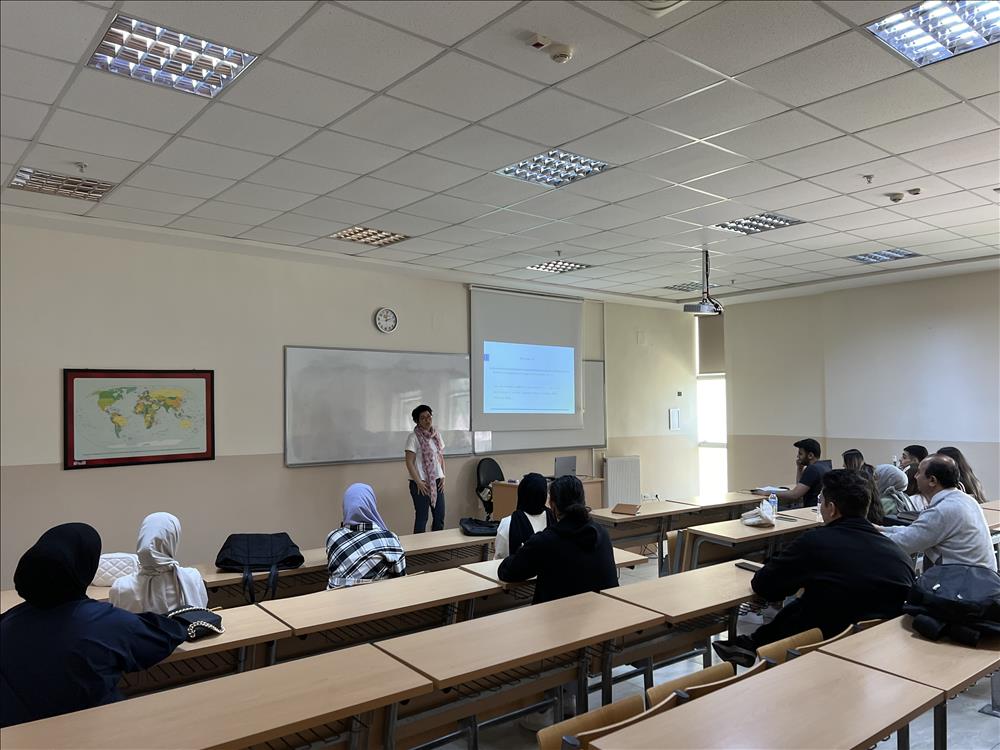 Bulgaristan-Sofya'da Bulunan St. Kliment Ohridski Üniversitesi'nden Öğretim Üyesi Dr. Desislava Karaasenova Bölümümüzde Dersler Verdi